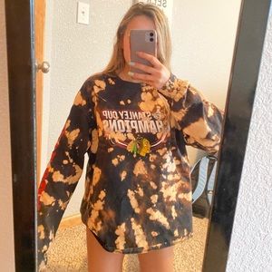 Blackhawks bleached long sleeve
